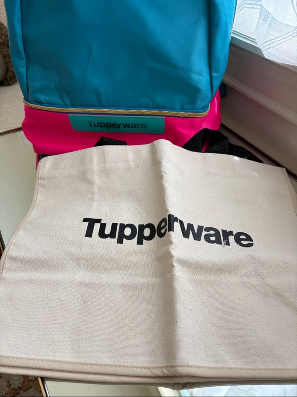 Tupperware Backpack Consultant Award Blue Teal Pink Retro Colors Vintage & Tote